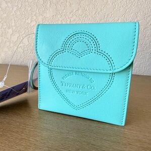 Tiffany & Co. Viral Tiffany Blue Teal Leather key chain